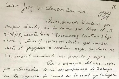 Centeno: "Me siento orgulloso de haber enfrentado el riesgo de escribir"