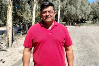 El candidato a intendente Matías Espejo oficializó su lista de candidatos a concejales