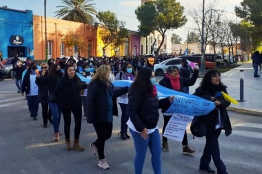 Fuerte jornada de reclamo de los docentes jachalleros por mejoras salariales