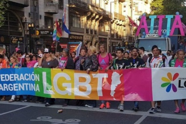 La Federación Argentina LGBT+ cuestionó el respaldo del Papa a la unión civil homosexual