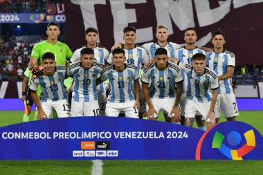 La Selección Argentina se enfrenta con Paraguay por el Preolímpico en el estadio Nacional Brígido Iriarte
