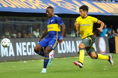 Boca Juniors empató sin goles con Defensa y Justicia en el regreso a la Bombonera y por la Copa de la Liga