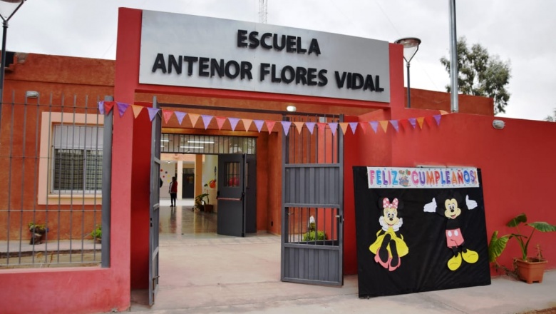 Se cumplió el aniversario 116 de la escuela Antenor Flores Vidal de El Fical