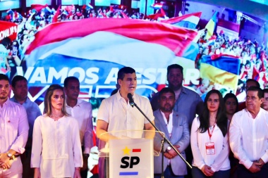 Santiago Peña es el presidente electo en Paraguay y confirma la hegemonía de la derecha