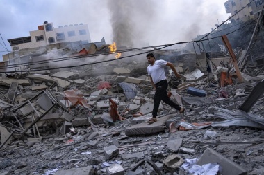 Hamás aseguró que los ataques israelíes contra un campo de refugiados causó al menos 195 muertos