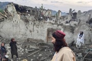 Terremoto devastador en Afganistán dejó al menos más de 1000 muertos