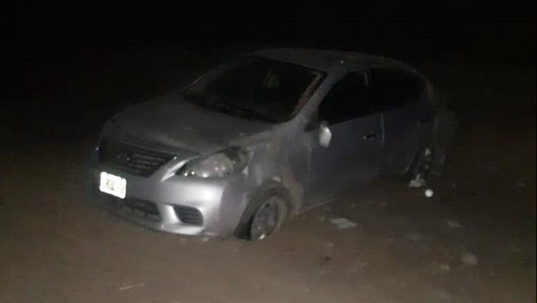 Un automóvil volcó cerca del Paraje Mogna y sus ocupantes resultaron ilesos