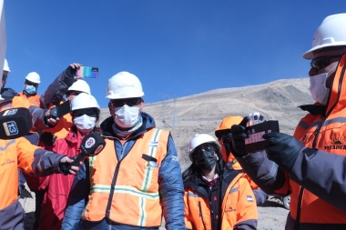 Periodistas de San Juan realizaron una visita y recorrido a la mina Veladero