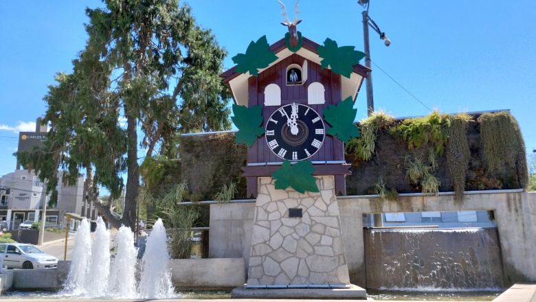 El reloj Cu-Cú de Villa Carlos Paz cumplió 65 años y es el principal símbolo turistico