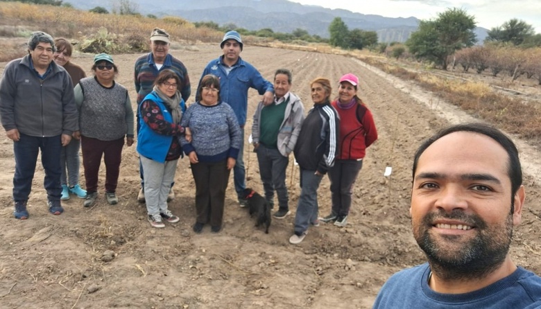 En La Represa: Una huerta comunitaria para enfrentar la crisis y promover la alimentación saludable
