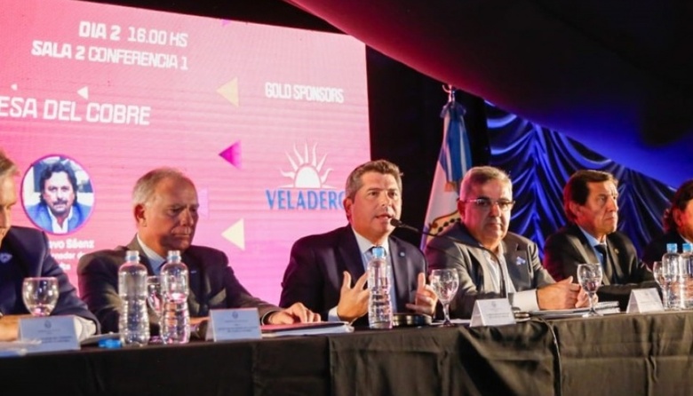 El gobernador de San Juan Marcelo Orrego viaja a Londres con la Mesa ...