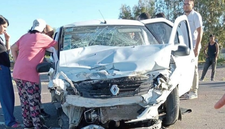 Grave Siniestro Vial en Albardón: Dos automóviles chocaron de frente en ...