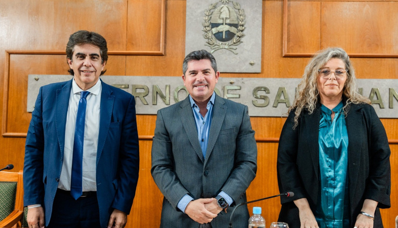 Lanzaron el innovador programa "Cuentas Claras" para llevar la educación financiera a las aulas de San Juan