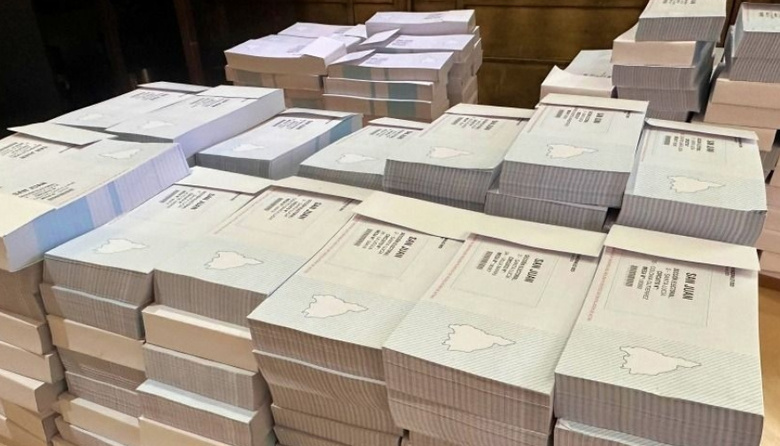 La Justicia Electoral confirmó el arribo de unas 660 mil boletas a San Juan bajo un fuerte operativo militar