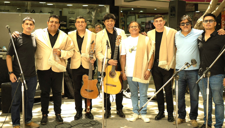 Jáchal llevó toda su identidad a la Peatonal de San Juan con la presentación de la Fiesta Nacional de la Tradición