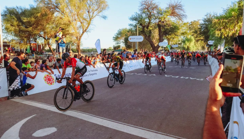 En solo 48 horas la Vuelta a Jáchal 2025 ya suma 100 ciclistas inscriptos y será una de las ediciones más convocantes