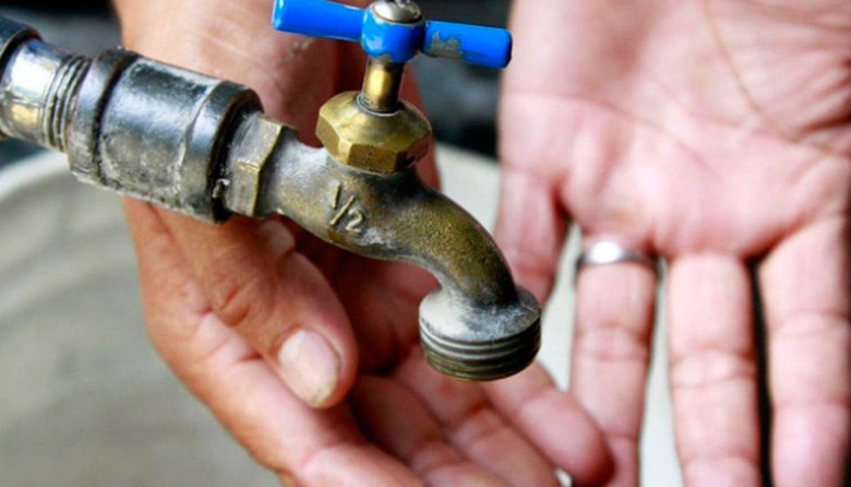 Detectaron una pérdida en el acueducto de Huaco y personal de Obras Sanitarias realizará una reparación de urgencia