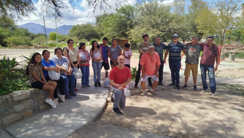 Ex soldados del RIM 22 llevaron ayuda y solidaridad a las zonas más afectadas por el temporal en Jáchal