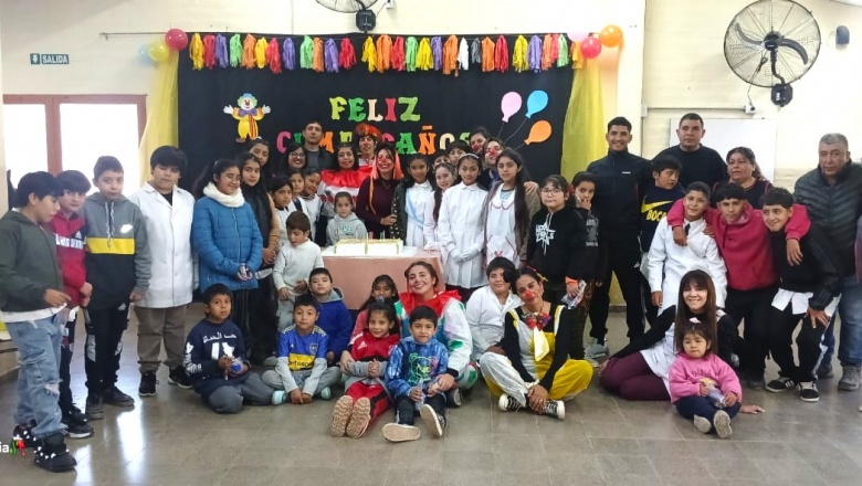 Con alegría y emoción, la Escuela Rubén Darío de El Médano celebró sus 114 años de historia y compromiso