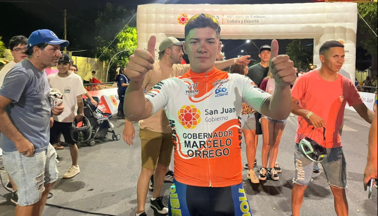 Kevin “Flechita” Castro brilló bajo la lluvia en Santa Lucía y se convirtió en el primer líder de la Vuelta a San Juan 2026