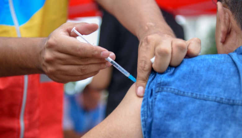 La campaña de vacunación antigripal 2026 ya comenzó en Jáchal y más de 500 personas fueron inmunizadas
