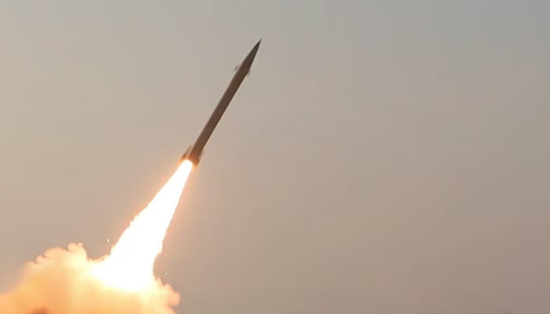 Confirmaron que el régimen de Irán lanzó una nueva oleada de ataques con drones y misiles contra los países del Golfo