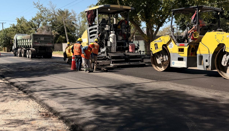 Comenzó una nueva etapa repavimentación en Avenida Libertador en un tramo que conecta Capital, Santa Lucía y San Martín