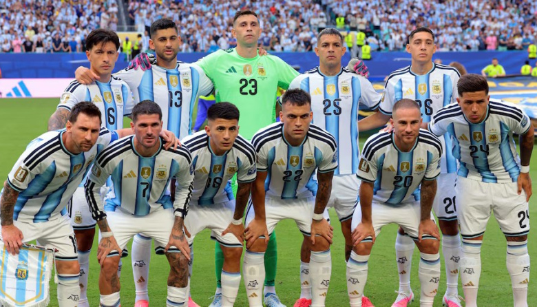 En un infartante partido, Argentina sufrió más de la cuenta y avanzó a los octavos del Mundial tras ganarle en tiempo extra a Cabo Verde