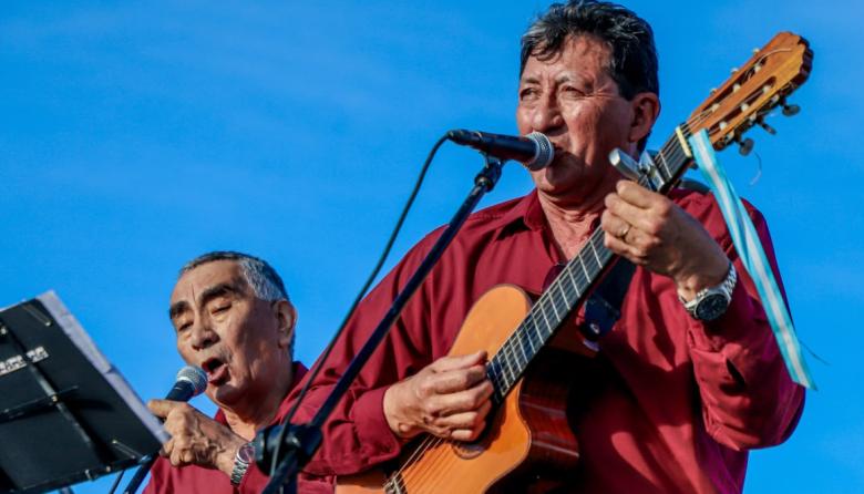 La música, la danza y la gastronomía fueron protagonistas de la Fiesta del Escudo que reunió a más de 2.500 personas en La Falda