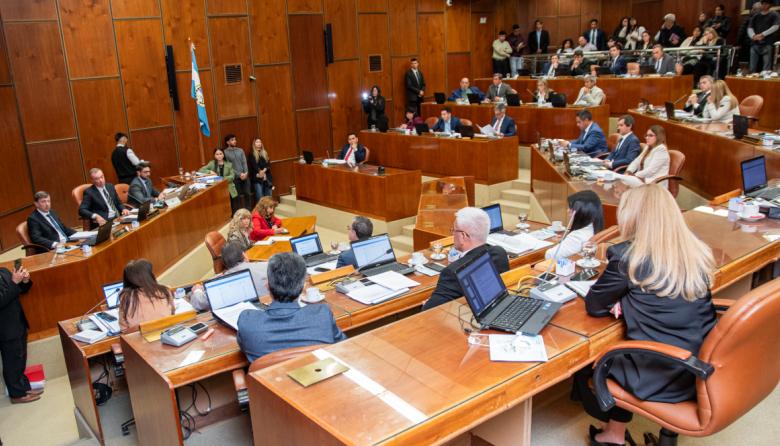 Ratificaron el acuerdo con Vicuña por US$250 millones y el Gobierno consiguió un amplio respaldo en una votación con sorpresas