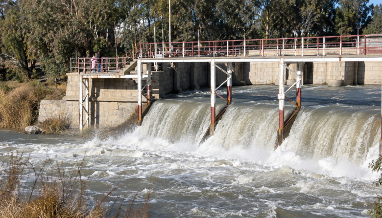 Realizarán maniobras y liberarán más agua desde Cuesta del Viento y Pachimocho, piden evitar circular por la zona del Río Jáchal