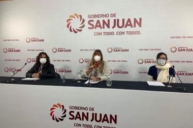 Vacunaran a mayores de 40 años sin comorbilidades y trabajadores esenciales