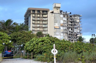 Son 10 los argentinos desaparecidos tras el derrumbe de un edificio en Miami
