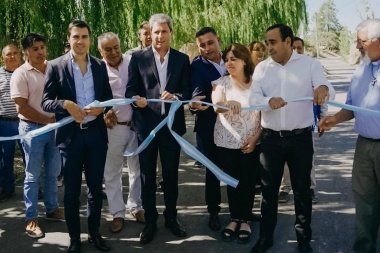El gobernador Uñac entregó 129 viviendas e inauguró pavimentación en Iglesia