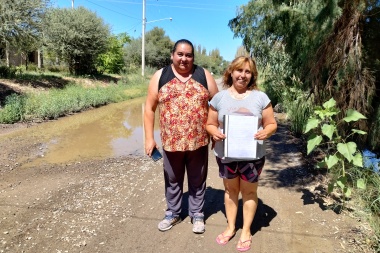 Vecinas de calle Noriega piden solución a la problemática de empozamiento de agua y humedad en sus viviendas