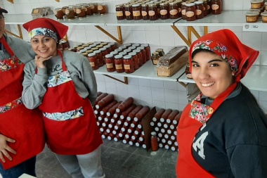 En el Día de la Educación Agropecuaria el gremio AMET destacó a la Escuela Agroindustrial Videla Cuello