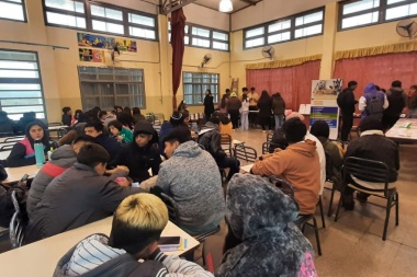 La UNSJ con su Feria Educativa Itinerante visitó la escuela Pedro Bonifacio Palacio de Tamberias