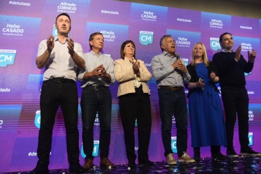 El radical Alfredo Cornejo ganó por amplio margen y volverá a gobernar la provincia de Mendoza