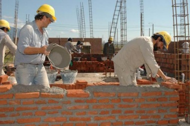 Anticiparon que Sergio Massa anunciará hoy un nuevo bono para los trabajadores en negro