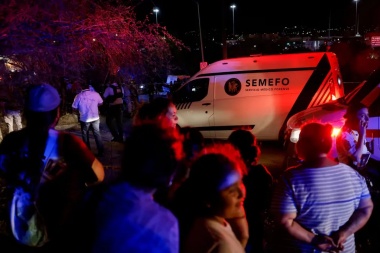 Un derrumbe en México dejó al menos 9 muertos y unos 50 heridos en un acto de campaña