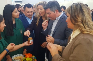 La Escuela Videla Cuello brilló en la muestra provincial “Aprender y Producir” con productos innovadores