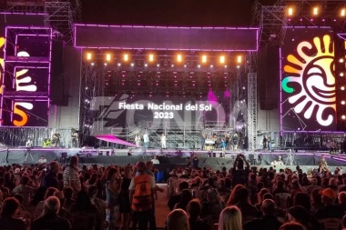 EN VIVO: Seguí la primera noche de la Fiesta Nacional del Sol 2024, bajo el lema Somos Energía