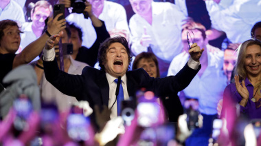 Luego de ganar las elecciones, Milei convocó a legisladores y gobernadores de otros partidos para acordar las reformas