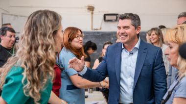 El gobernador Marcelo Orrego entregó anteojos a más de 2800 personas y recorrió un nuevo operativo de San Juan Cerca