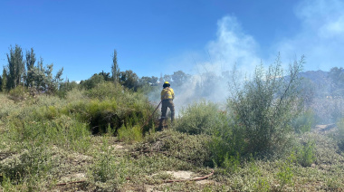 Incendio de pasturas en cercanías del Barrio Bicentenario 1 movilizó a Bomberos Voluntarios San José de Jáchal