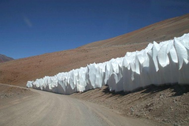 El Gobierno modificará por decreto la Ley de Glaciares para ampliar las áreas de explotación