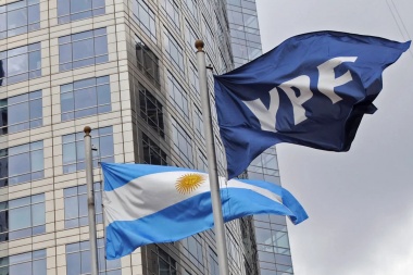 El Gobierno le pidió a la Justicia de Estados Unidos suspender el fallo por la expropiación de YPF