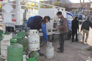 En medio de la crisis del gas y la alta demana por la ola de frío, el Gobierno liberó el precio de las garrafas