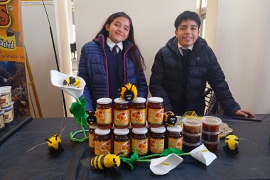 Alumnos de la Escuela Agrotécnica Dr. Manuel Belgrano brillaron en la exposición de la 13° Semana de la Miel Sanjuanina