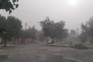 El SMN emitió una alerta amarilla por viento Zonda para Jáchal entre el mediodía y la tarde de este martes